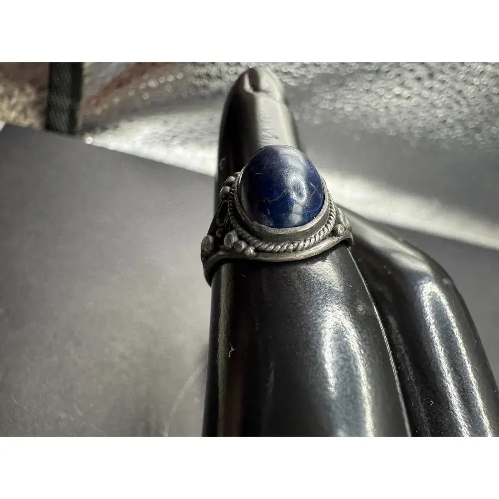 Vintage Lapis Lazuli Oval Filigree Silver Tone Women's Cocktail Band Ring